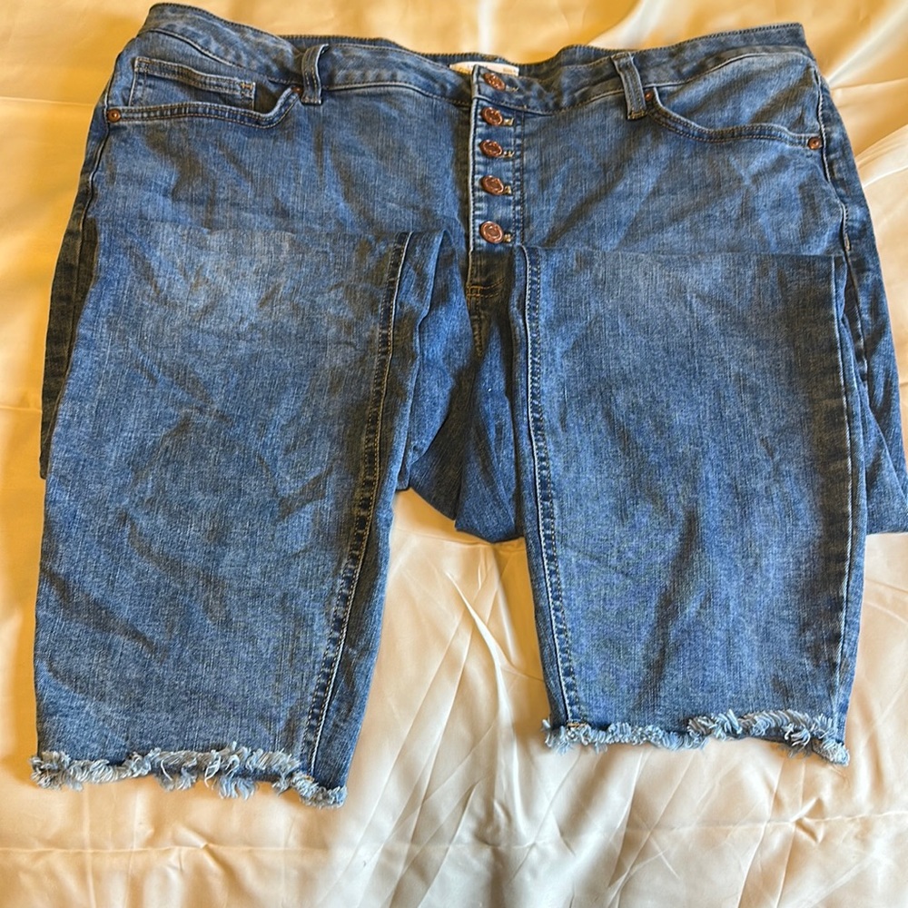 Lauren Conrad skinny ankle size 18W button fly acid wash Jean